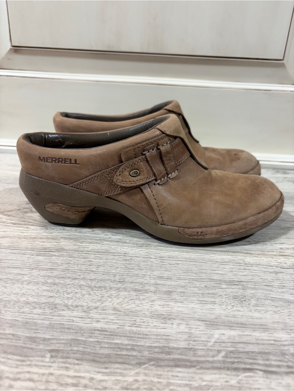 Merrell Shoes Womens 8 Brindle Slip On Tan Leather Comfort Low Block Heel